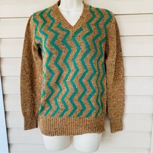 Women Saks Fifth ave sweater size M